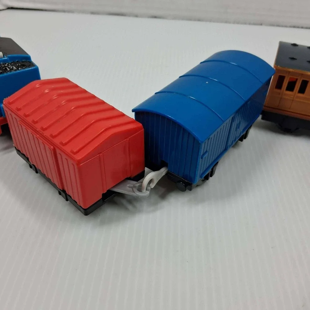 Thomas‎ & Friends TrackMaster Motorized Thomas Annie Clarabel Train Set 2013